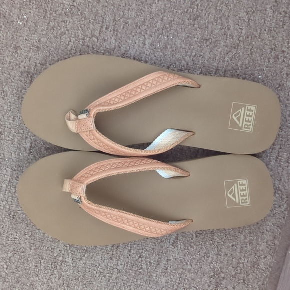 Reef Cora Women's Natural Color Flip Flop Sandals - Picture 1 of 5